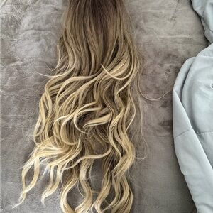 Blonde Balayage Wavy Clip-In Hair Extension - Natural Blonde Ombre